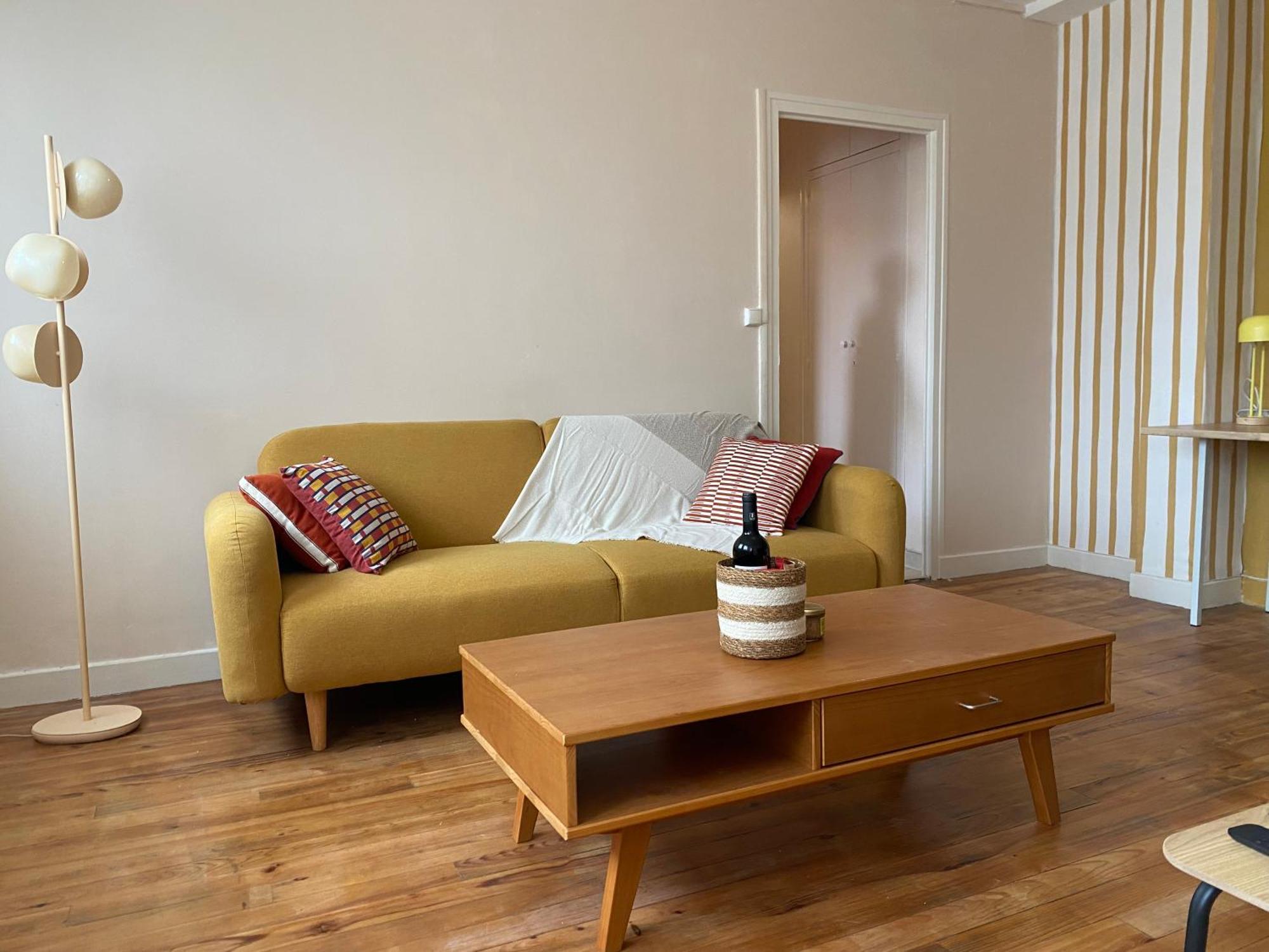 Appt O En Couleurs Apartment Auch Exterior photo